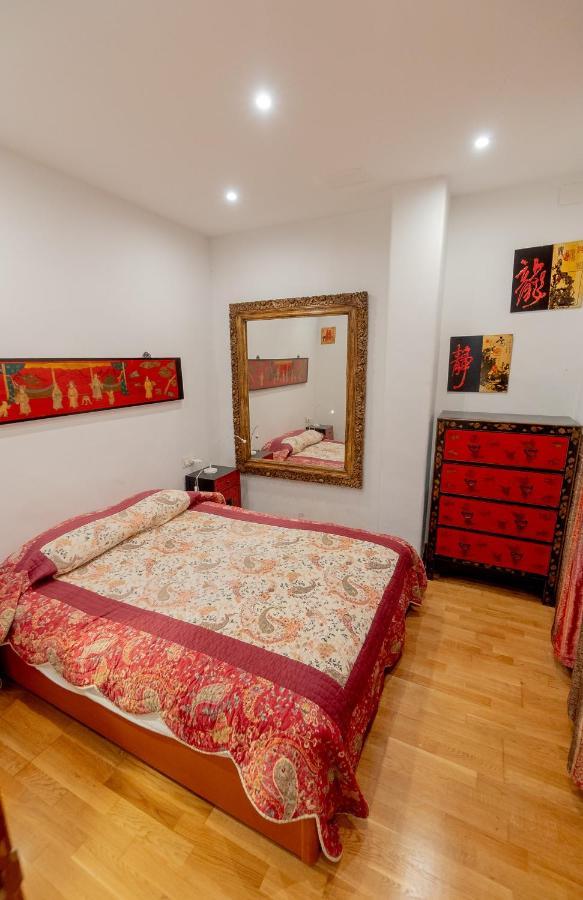 La Piramide Apartment Sevilla Exterior foto