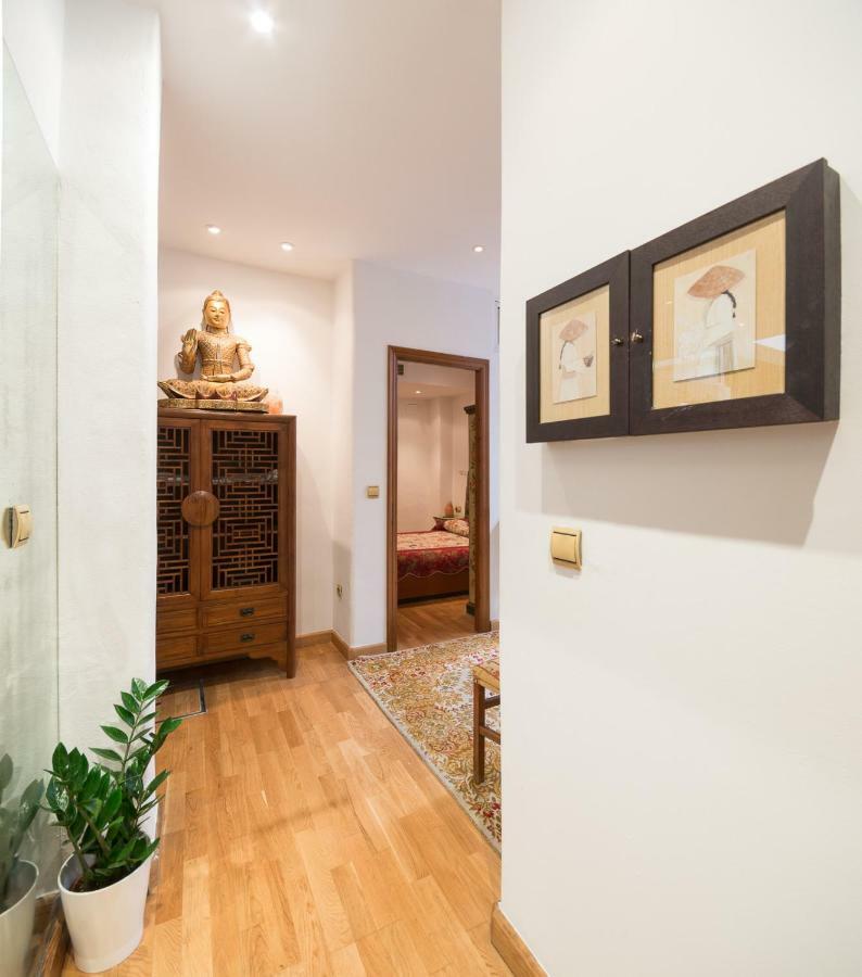 La Piramide Apartment Sevilla Exterior foto